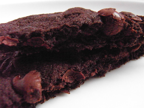 04-07 chocolate cookie