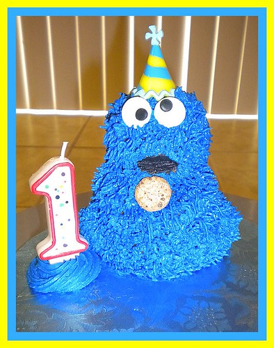 cookie monster cake. Cookie Monster Mess-up Cake