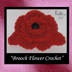 Brooch / Pin Flower Crochet