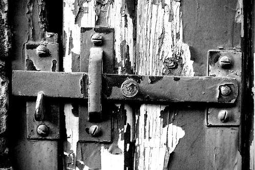 052/365 On the latch