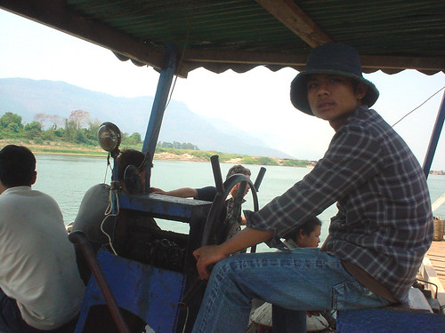 21.湄公河上渡船的船長