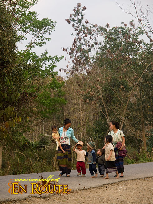 Tat Kuang Si Family on road