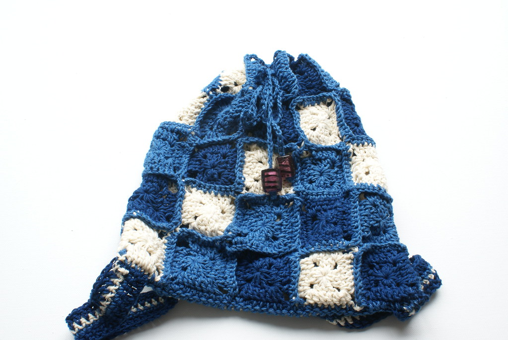 Crochet rucksack