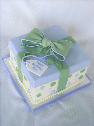 gift box cake designs. Gift Box Cake