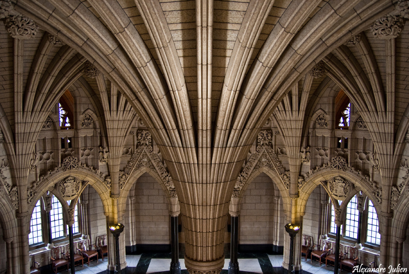 À l'intérieur du parlement - inside the parliament