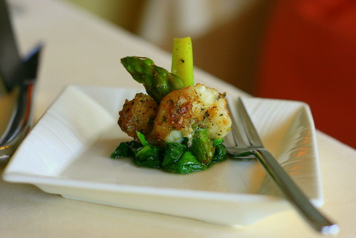 Grilled shrimp and asparagus