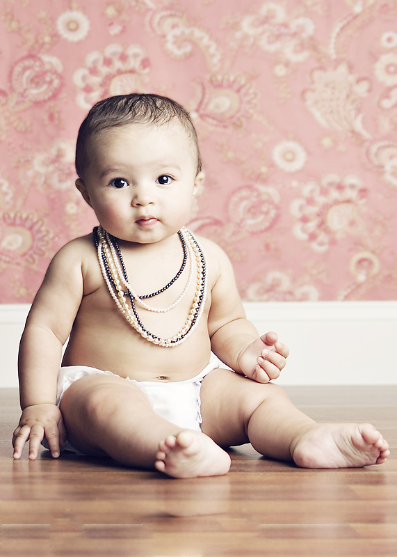 3453810753 39b00b6345 o Could she be any cuter?   BerryTree Photography : Canton Baby Photographer