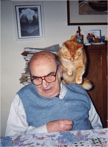 Pietro Omodeo e il suo gatto