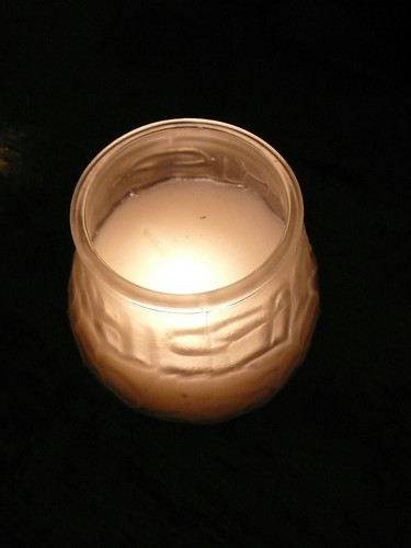 Candle at the food truck