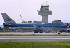 KLM B747-406 PH-BFL GRO 10/08/1992