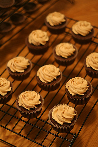 devil's food cupcakes with peanut butter frosting