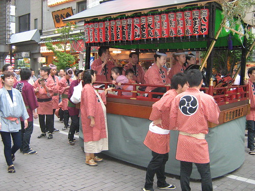 Red team's music float at Sanja Matsuri 2