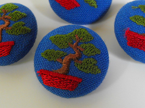 Bonsai Tree Shank Buttons