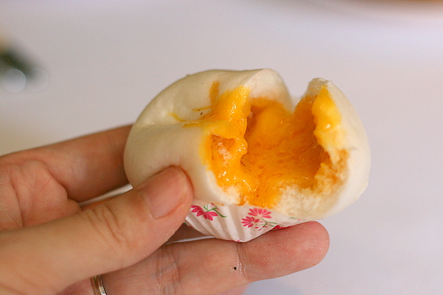 Steamed Bun with Fresh Mango and Salted Egg Yolk