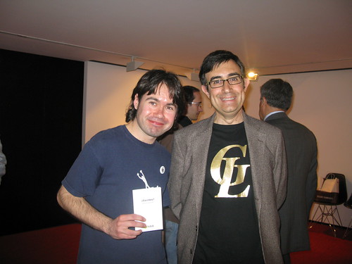 Alberto Ramos y JJ Merelo con el premio