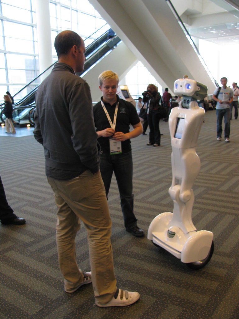Google I/O 2009 robot