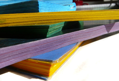 Cuadernos reciclando papeles