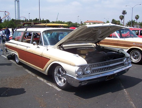 Ford Country squire 1961 Love these big ford wagons