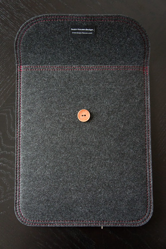 handmade feltcase for iPad 20110611-DSC01679