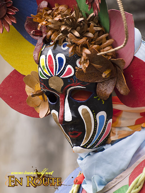 Pahiyas 2009 Eye-less masked mime