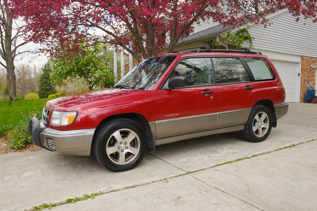 red subaru 1998 forester
