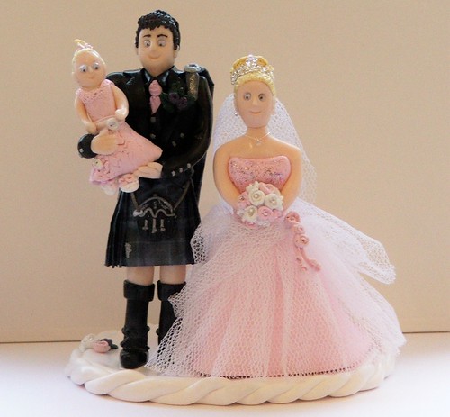 These wedding cake toppers