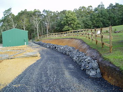 The (almost) finished retaining wall 160409