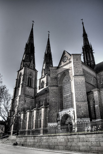 Uppsala. Fachada lateral de la catedral. 