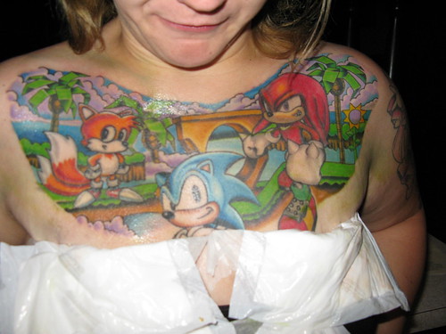 Meggies Sonic Chest Tattoo finished 