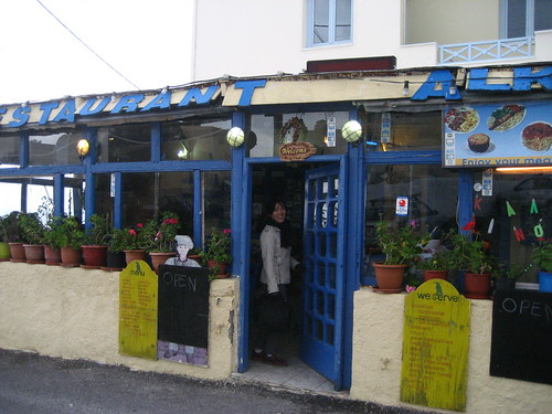 The only restaurant open in Oia
