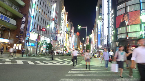 People crossing the road in Shinjuku