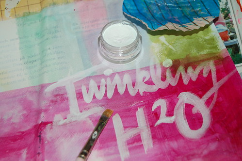 Twinkling h2o white paint (Photo by iHanna - Hanna Andersson)