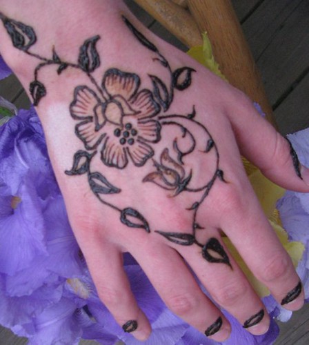 Rose vine henna tattoo Photo by Henna Tattoos Az Comment on this photo