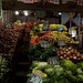 La verdura sale quasi al soffitto nel Mercado Cardonal