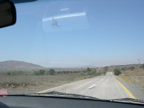 Open Golan Road ©  upyernoz