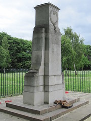 War Memorial, Smiths Dock Park
