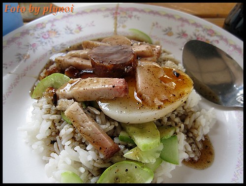 Rama IV Rd, BBQ pork with stream rice