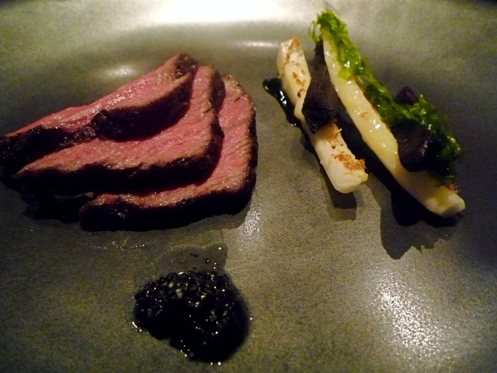 Beef, seagrass, white cabbage