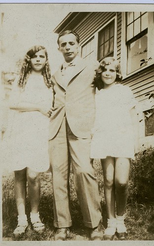Lillian Kirschen (Foreman) Simon Kirschen of Berlod Rumania, and Florence Kirschen (Otway) in Boston 1929