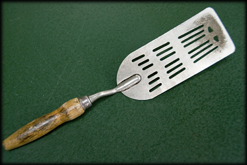 iambossy-spatula