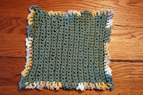 crochet dishcloth with ruffle edging