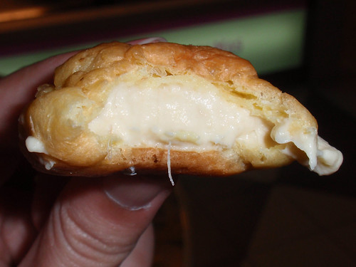 Cross section of the durian puff