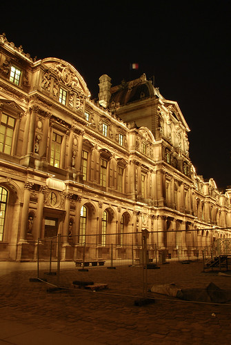 Musée du Louvre, Soir