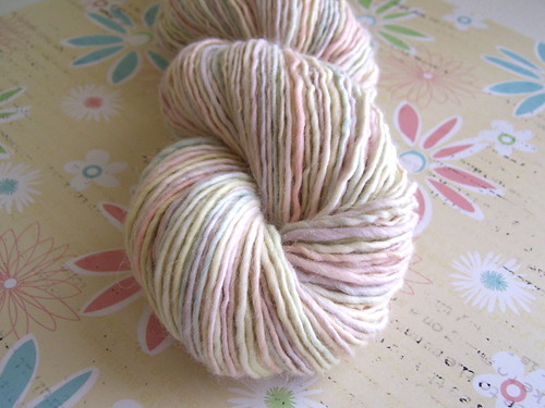 Tinted Cloud Handspun 50/50 Alpaca Merino yarn