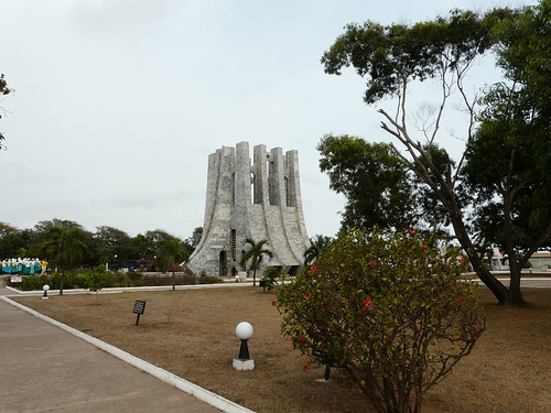 07 memorial park - tomb