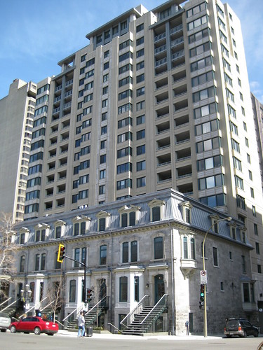 Greystone facade on Sherbrooke O.