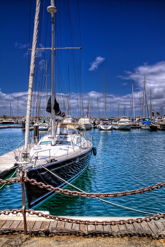 Sailboat – Velero, Lanzarote HDR por marcp_dmoz.