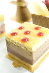 Raspberry Dotted Cake, Dessert Cirkus, Shinjuku Isetan