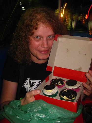 And yea, Ellie looked upon those cupcakes