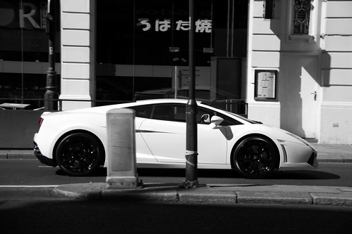 Lamborghini Gallardo LP5604 Black rims on a white car almost always works